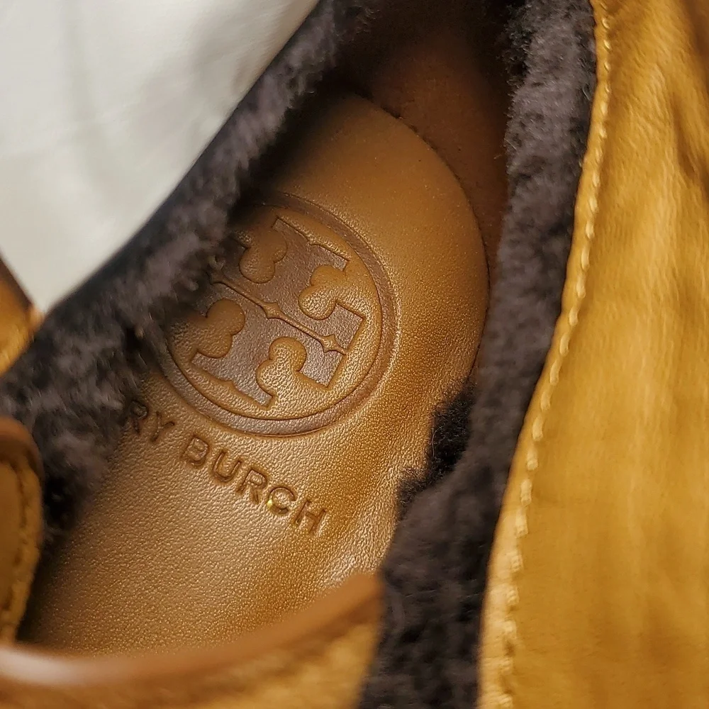 New Tory Burch ‘Hilary’ Suede Tan Brown Suede Ankle Booties Boots Size 8